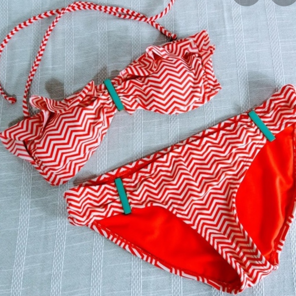 Xhilaration red and white chevron bikini